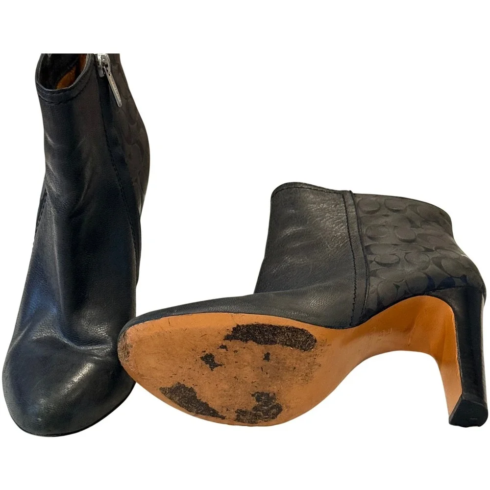Coach Black Leather Signature Monogram Ankle Boots Side Zip High Heel A4150